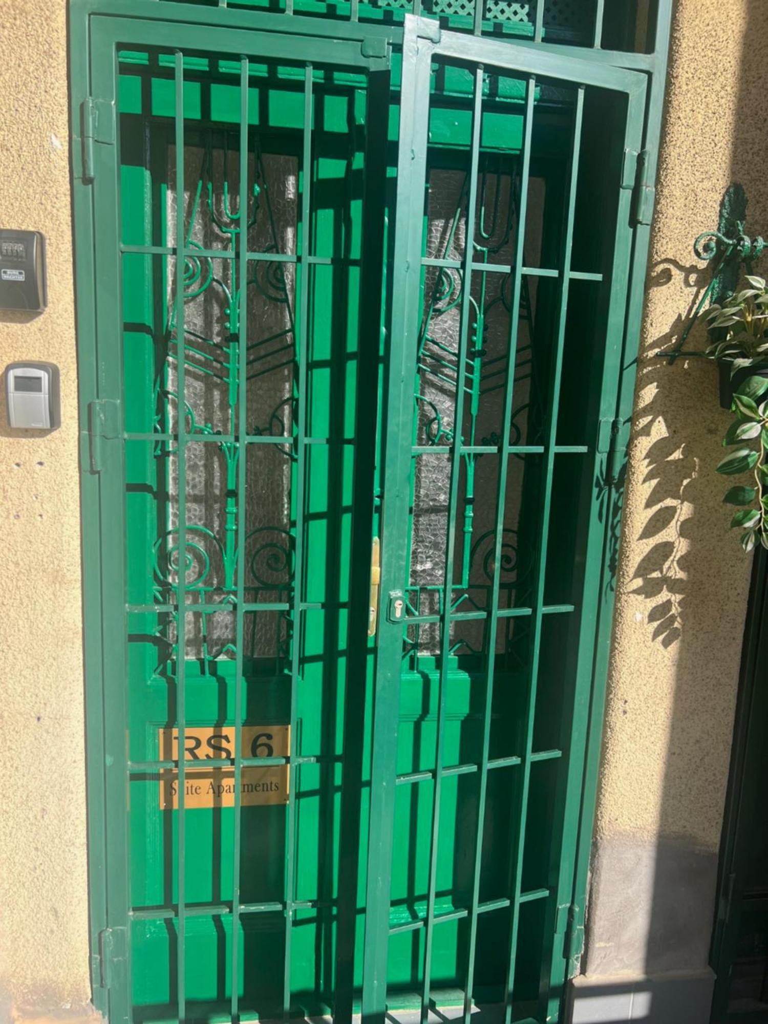 Suite Apartment Hidden Gem Next Synagogue - A 布达佩斯 外观 照片